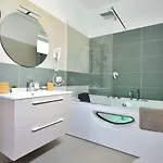 Romantisches Mit Jacuzzi By Interhome Apartment *