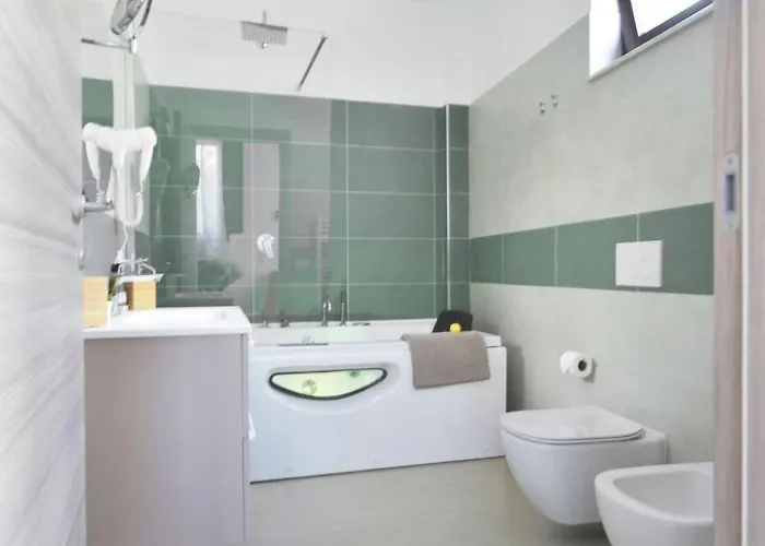 Romantisches Mit Jacuzzi By Interhome * Scicli