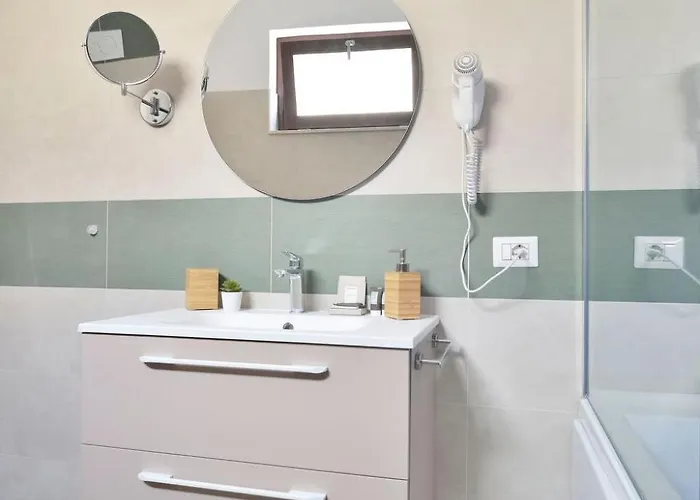 Romantisches Mit Jacuzzi By Interhome * Scicli