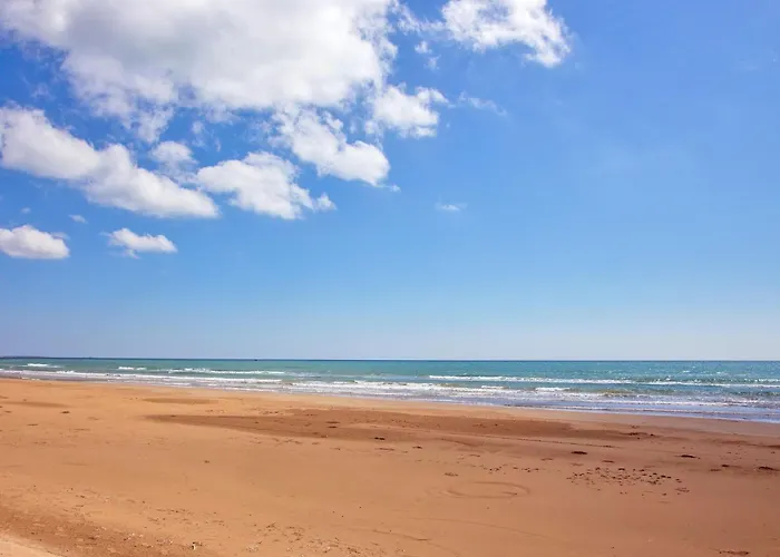 Romantisches Mit Jacuzzi By Interhome *